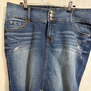 Torrid High Rise Distressed Blue Jean Skirt, 98% Cotton, Sz 12